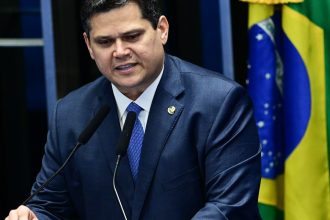 congresso-nao-admite-ingerencia-em-poderes-do-brasil,-diz-alcolumbre