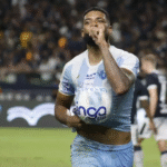 diogo-oliveira-se-consolida-como-artilheiro-do-paysandu-na-serie-b