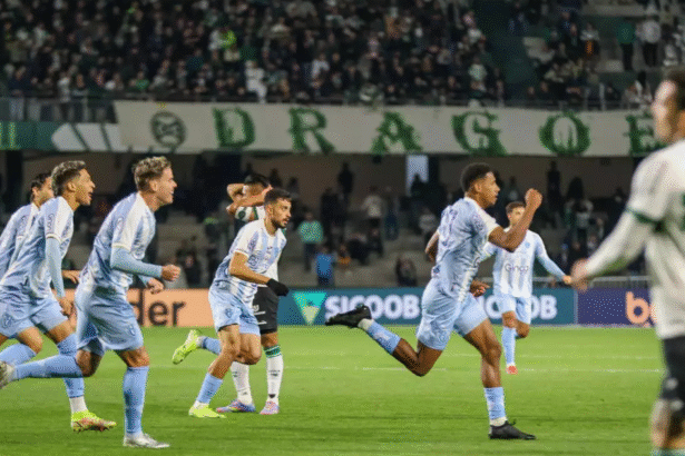 paysandu-busca-no-retrospecto-fora-de-casa-a-saida-do-z4-da-serie-b