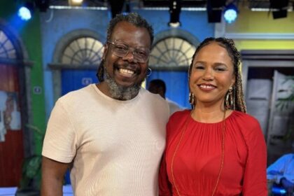 samba-na-gamboa-faz-homenagem-a-candeia,-que-completaria-90-anos