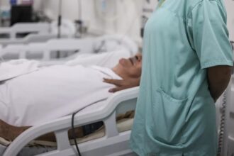 medicos-do-trabalho-lancam-guia-para-evitar-adoecimento-laboral