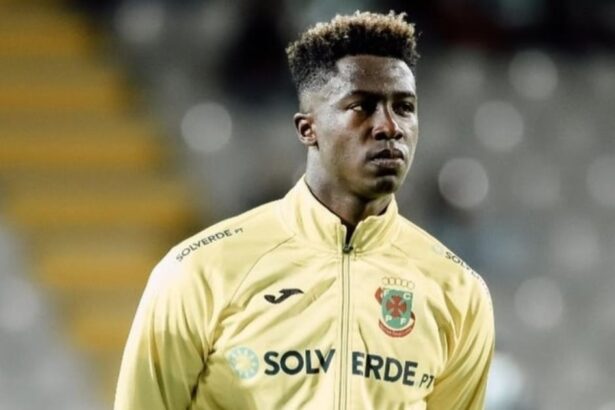 joao-pedro-reforca-ataque-do-remo-na-luta-pelo-acesso-a-serie-a