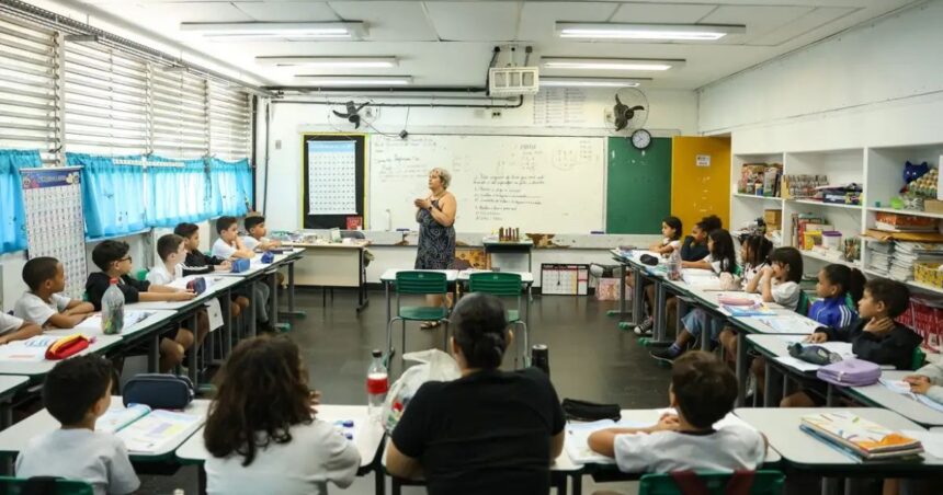 carteira-nacional-do-professor-sera-lancada-em-outubro-pelo-mec