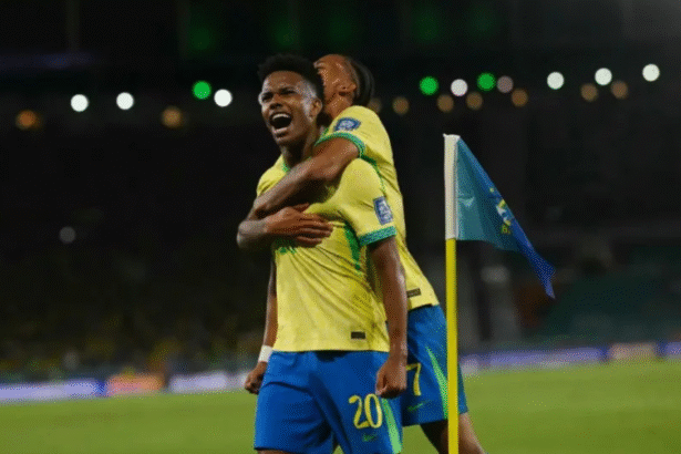 brasil-vence-chile-com-brilho-de-estevao-e-paqueta