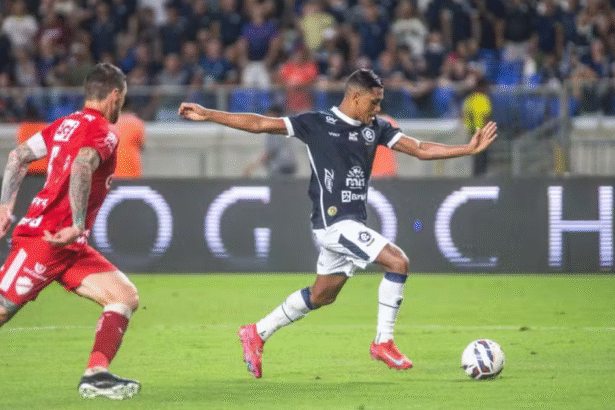 remo-encara-vila-nova-para-manter-vivo-sonho-do-acesso