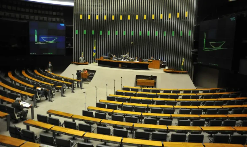 camara-aprova-pec-que-amplia-blindagem-judicial-de-parlamentares-em-votacao-secreta