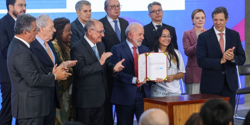 lula-sanciona-lei-contra-adultizacao-de-criancas-nas-redes