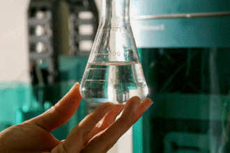 metanol-em-bebidas-alcoolicas-causa-mortes-e-alerta-autoridades