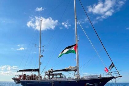 primeiro-integrante-solto-da-flotilha-global-sumud-denuncia-violencia