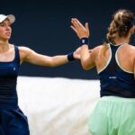 luisa-stefani-vence-estreia-nas-duplas-do-wta-1000-de-wuhan,-na-china