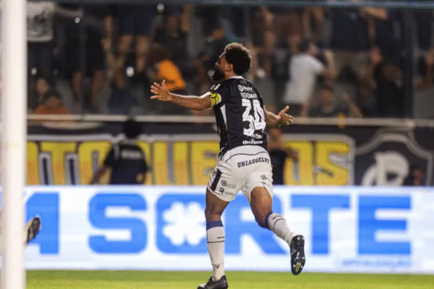 remo-vence-athletico-pr-e-emenda-terceira-vitoria-seguida-na-serie-b