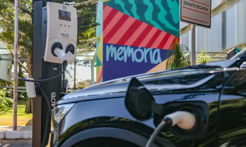 vendas-globais-de-veiculos-eletricos-batem-recorde-com-2,1-milhoes-de-unidades-em-setembro