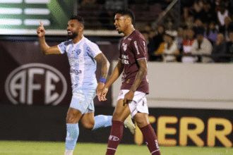 paysandu-tropeca-mais-uma-vez-e-caminha-a-passos-largos-rumo-a-serie-c