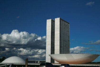 camara-dos-deputados-podera-ter-bancada-crista
