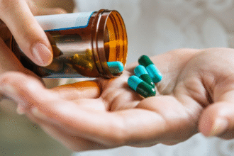 automedicacao-atinge-77%-dos-brasileiros,-aponta-pesquisa