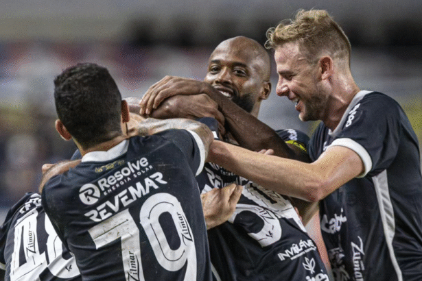 remo-mira-acesso-e-encara-avai-em-jogo-de-tensao-maxima