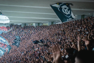 remo-decide-acesso-na-ultima-rodada-e-torcida-esgota-setor-no-mangueirao