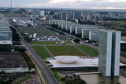 por-acordo,-congresso-derruba-vetos-a-projeto-sobre-dividas-de-estados