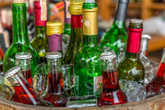 perigo-na-prateleira:-para-confirma-1a-intoxicacao-por-metanol-em-uisque-de-supermercado