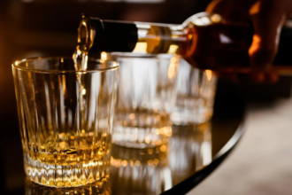 belem-apura-suspeita-de-intoxicacao-por-metanol-apos-compra-de-uisque