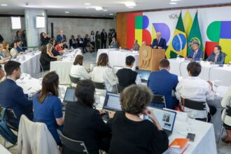 lula-afirma-que-vai-vetar-pl-da-dosimetria